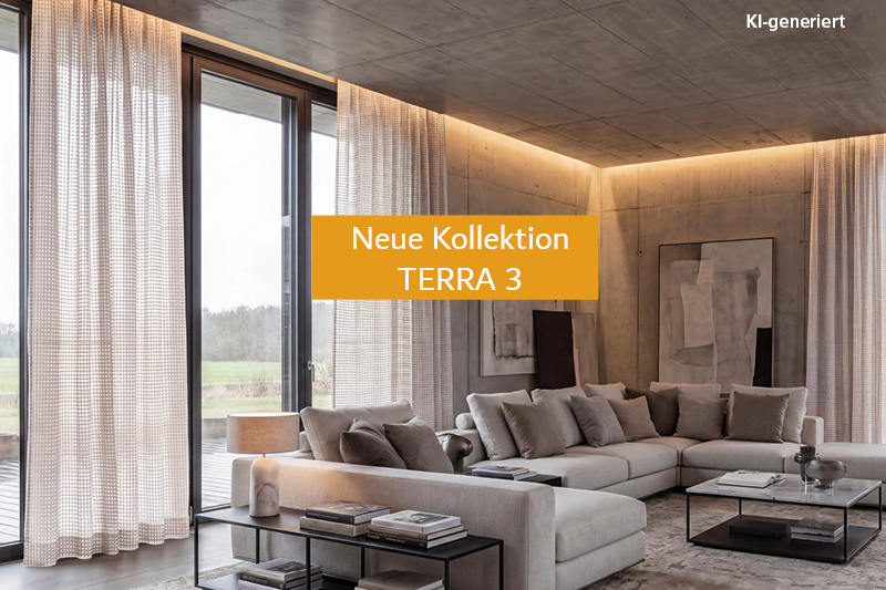 Ein Bild im Wohnzimmer im Industrial Style.Im Fokus steht der Vorhang. Text: Eigenkollektion TERRA 3